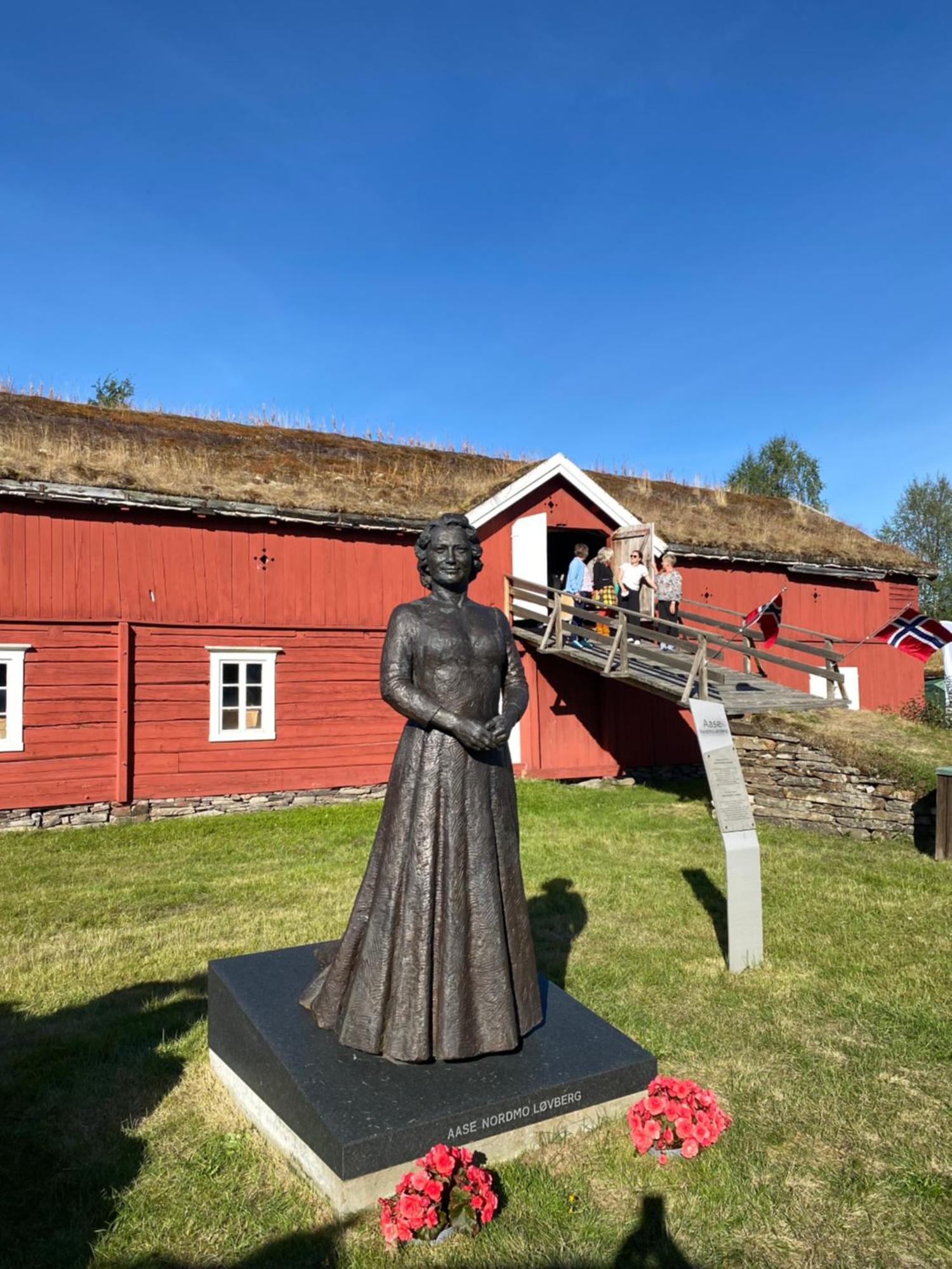 Bardufoss Hotell Exterior foto