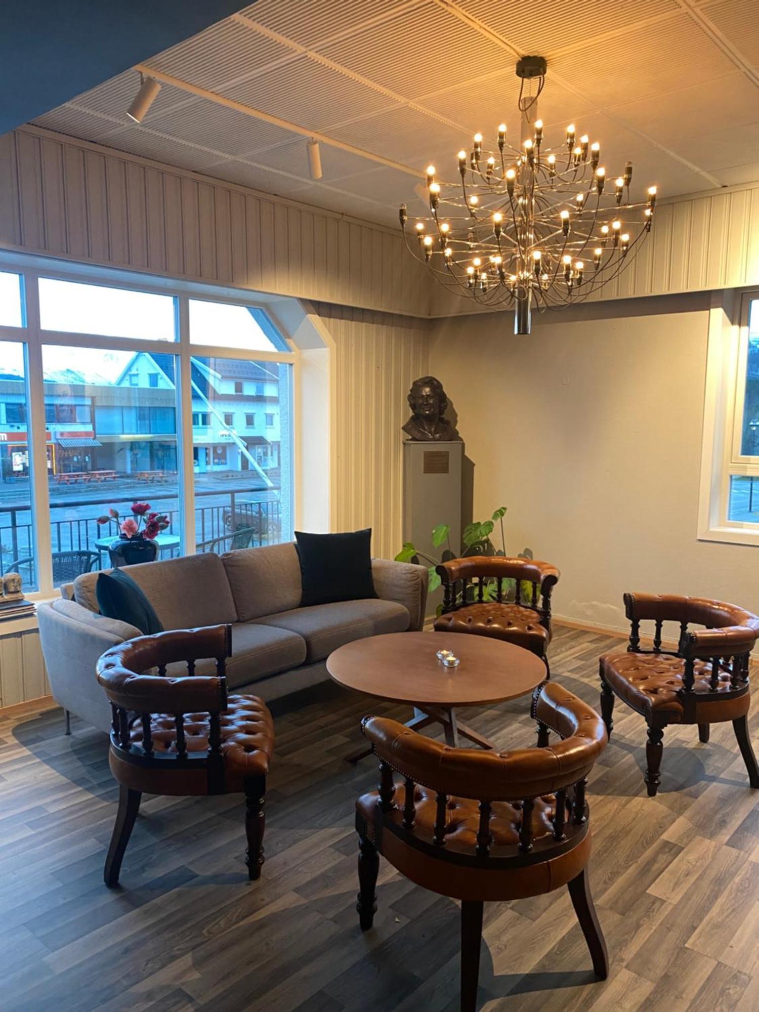 Bardufoss Hotell Exterior foto